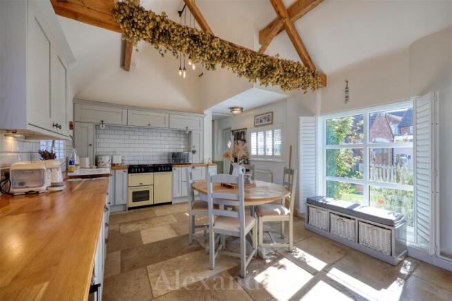 Aberdeen Cottage edit.jpg