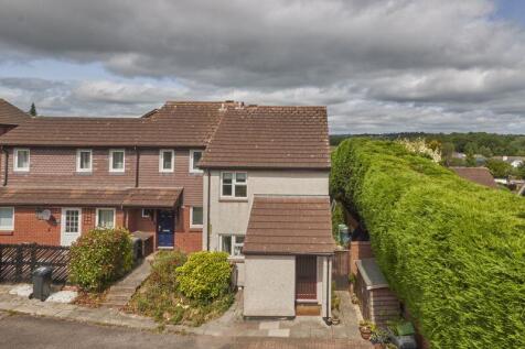 Smith Field Road, Exeter