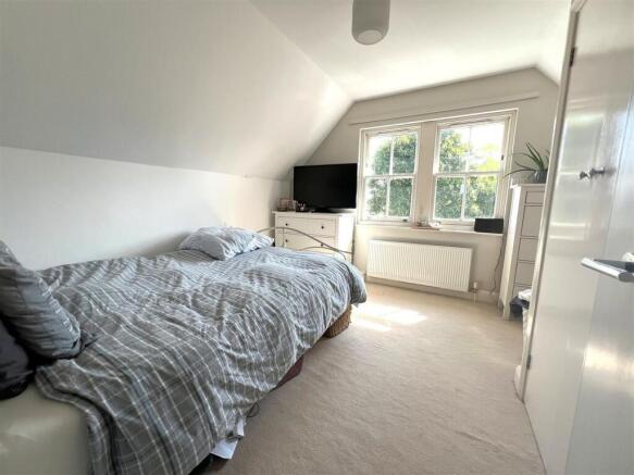 bedroom.jpg