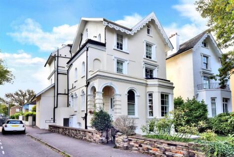 Oak Hill Road, Surbiton