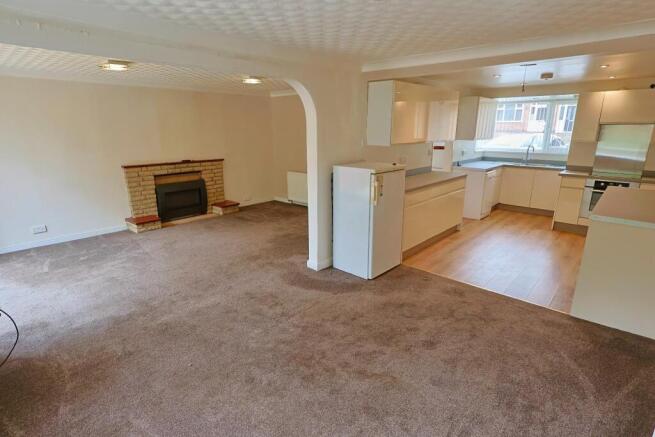 Dining / Kitchen