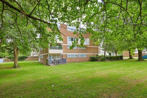 William Mccool Close, Binley, Coventry - LONG LEASE