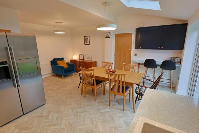 Open Plan Kitchen / Diner