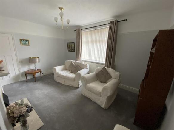 Lounge:
