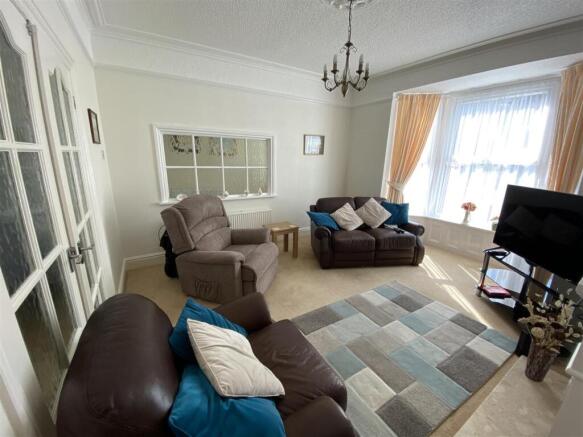 Lounge: