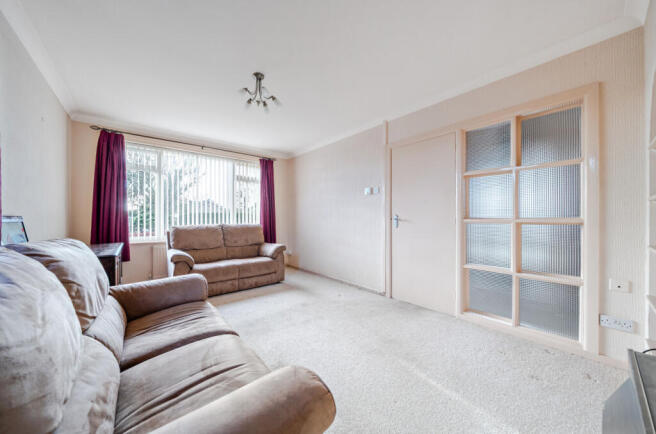 1386115-16-692ee8...