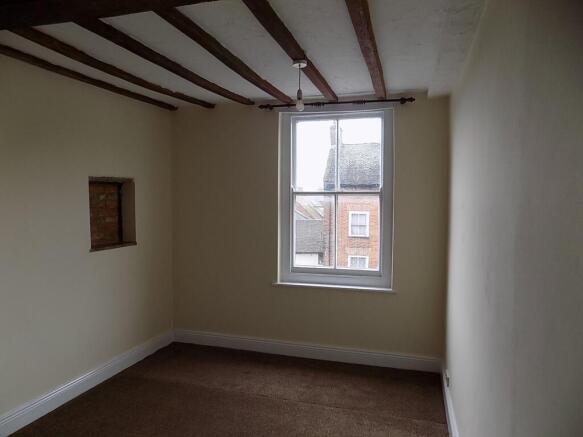 DOUBLE BEDROOM