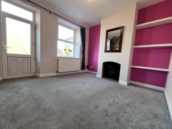 SITTING ROOM 1