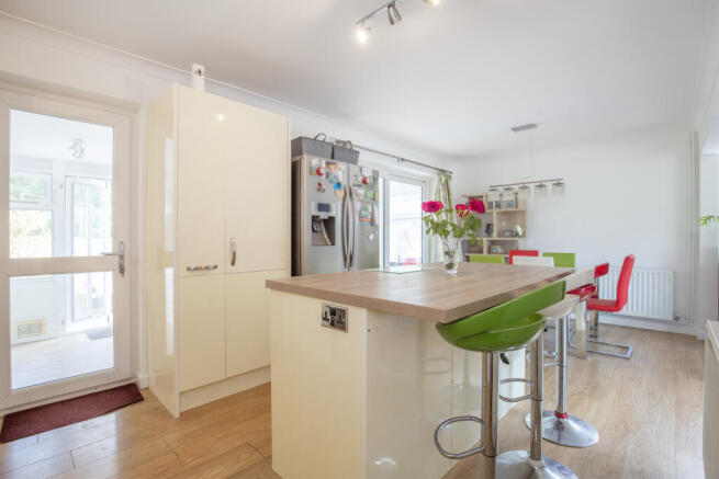 Kitchen/Breakfast Room