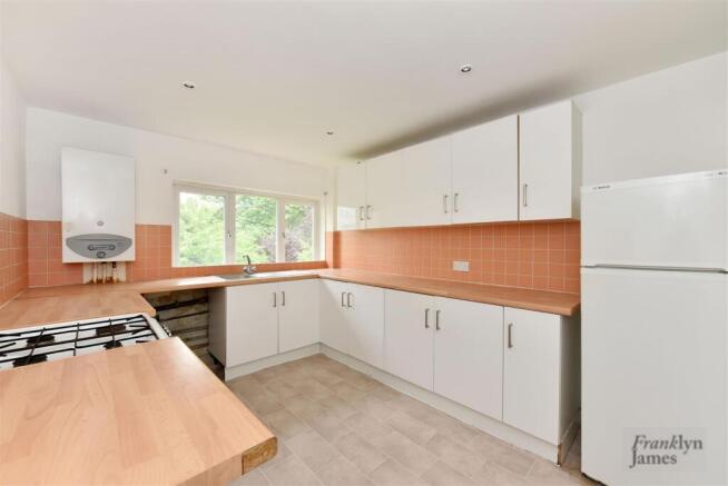 Caretakers Flat (2).JPG