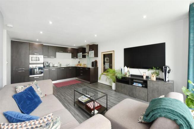 Winward Court (7).JPG