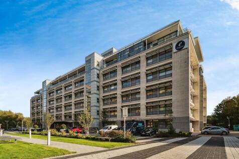 Edinburgh Gate, HARLOW