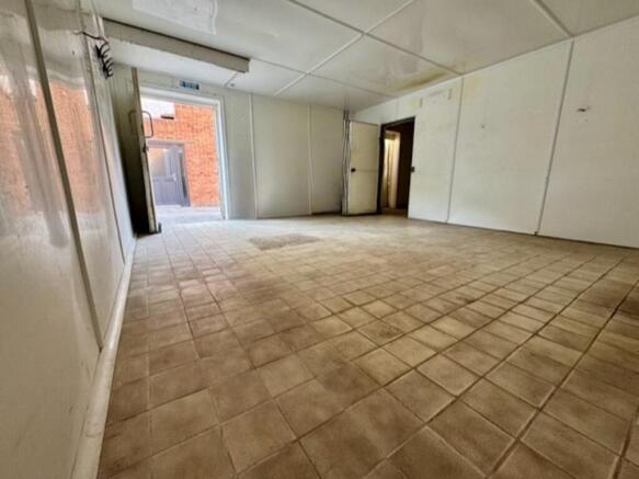 Springs Stores Offices 8.jpg