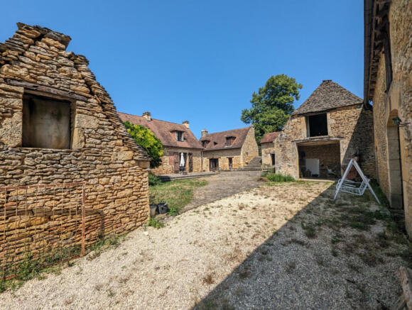 PXL_20230706_1401357