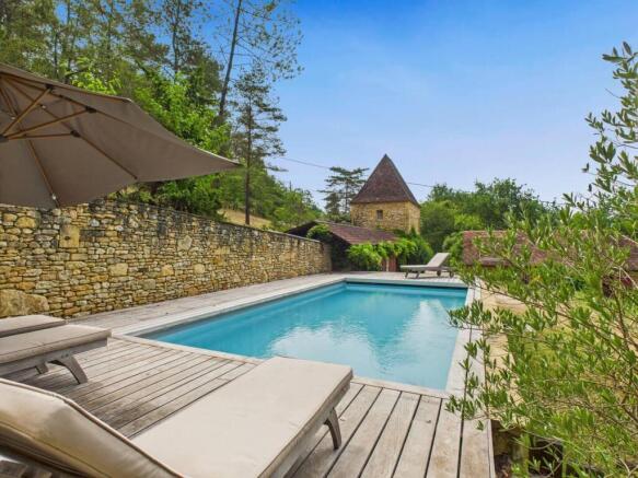 abacd94cc679460099f1c6ba3026aea0