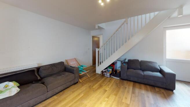 15-Kilbourn-Living-Room