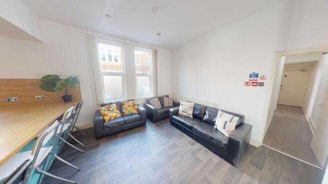 102-Foxhall-Rd-Living-Room