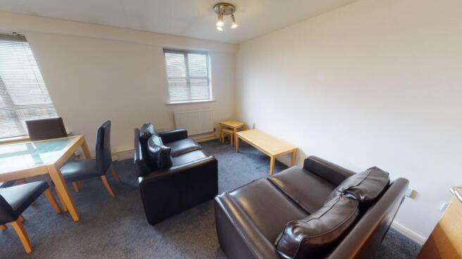 11-Royal-Victoria-Court-05122022_102952