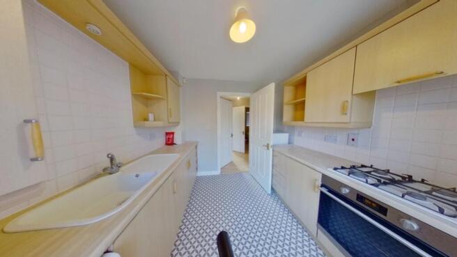 Flat-6-Tudor-Court-03242024_143006