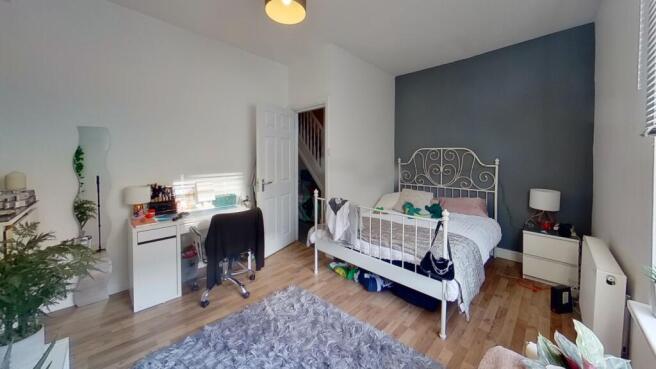 5-Grimsby-Terrace-Bedroom