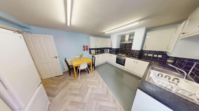 151-Wollaton-07152025_113352