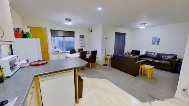 42-Royal-Victoria-Court-05122022_112559