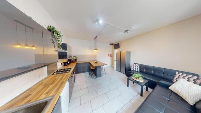 Flat-B-46-Addison-Street-06042025_090406