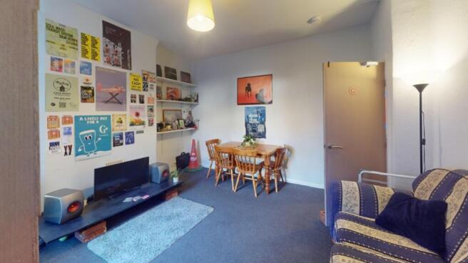 102-Foxhall-Rd-Bedroom 6