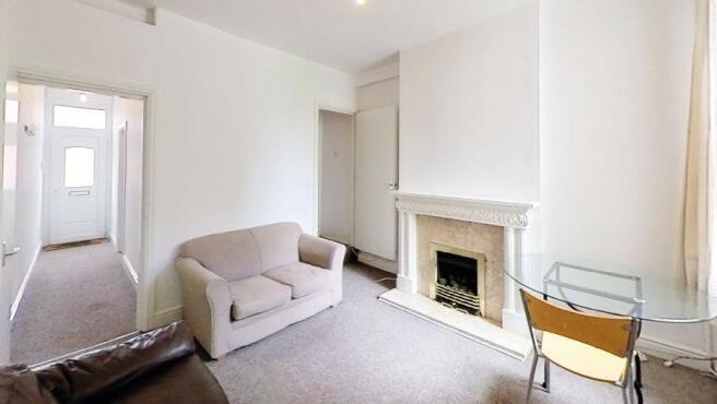 11 AVENUR RD EXT-02.jpg