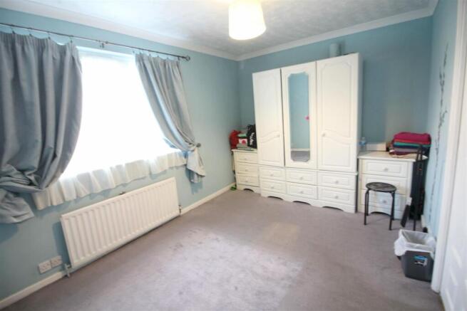 IMG_4424-min Bedroom 2.jpg