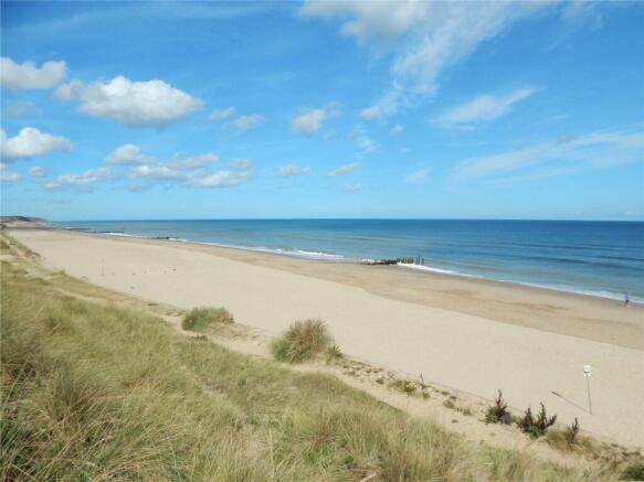 400m From Beach