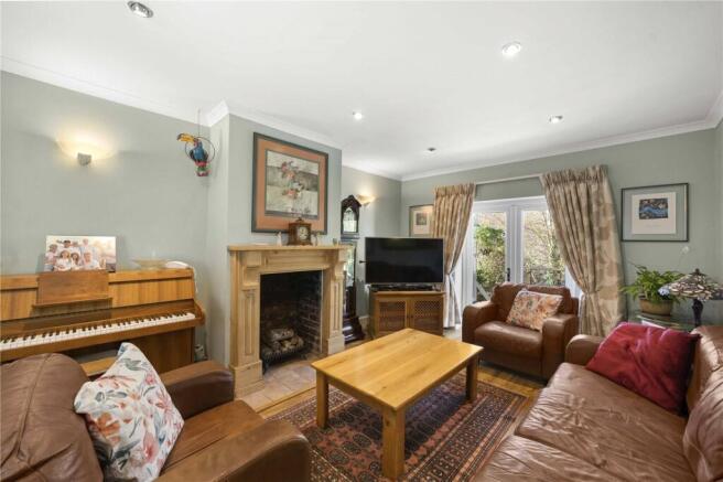 Lounge 1