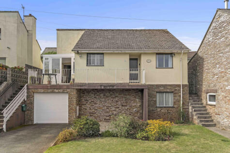 Butsons Close, Stokenham, Kingsbridge, Devon