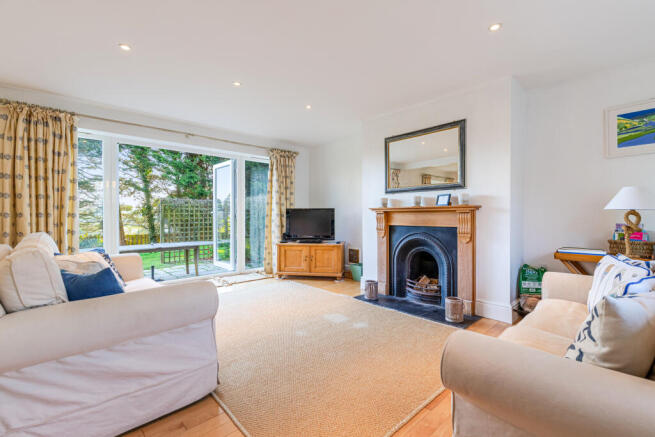 A10 - Homefield House, Thurlestone - 251120