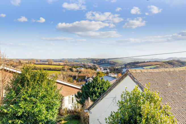 A09 - 3 Ashwood Close, Loddiswell - 260106