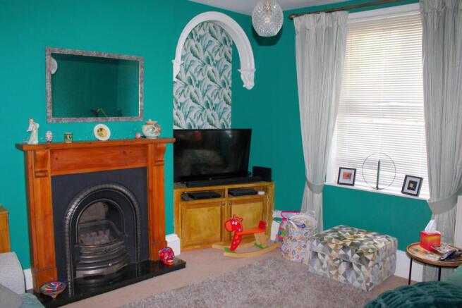 Photo 3
