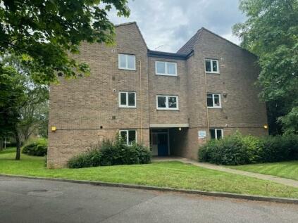 Peterborough - 2 bedroom flat for sale