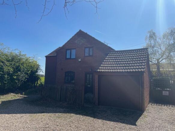 Front T202504140952.jpg