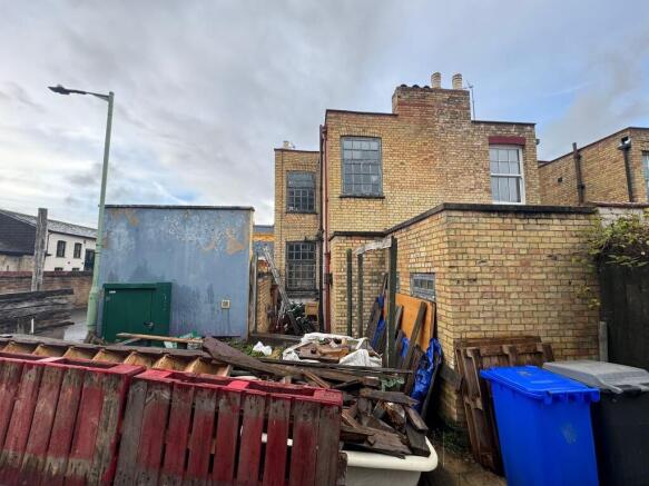 4 Rockingham Villas - External 3 Medium T202510211706.jpg