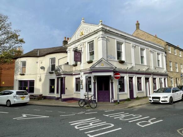 1 Medium T202511071134.jpg