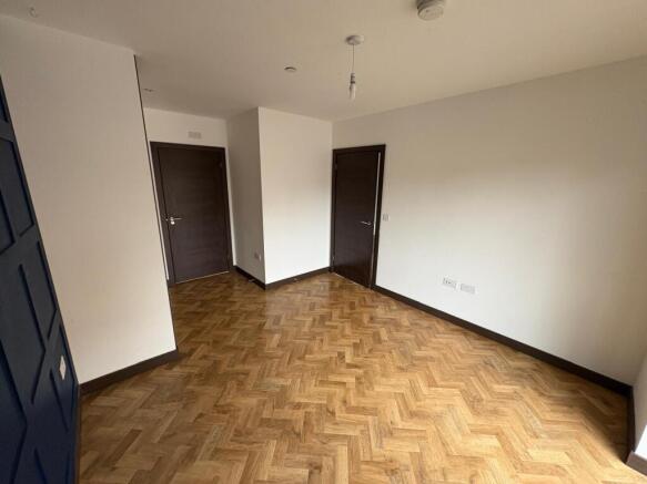 WhatsApp Image 2025-11-06 At 15.15.33 8b544f0d T202511061615.jpg