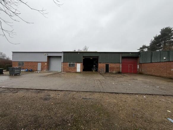 3  Medium  T202602040931.jpg