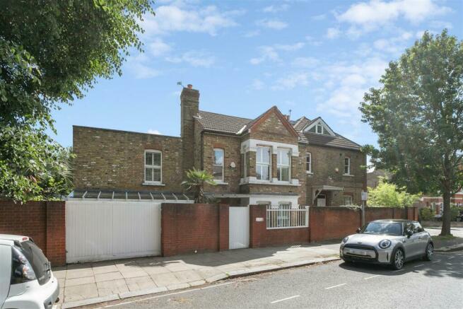 The Avenue, W4 - FOR SALE
