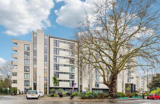 Edmunds House, W4 - FOR SALE