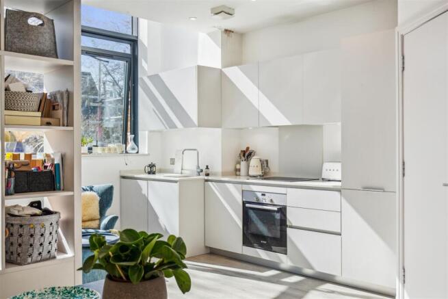 Chiswick High Road, W4 - FOR SALE