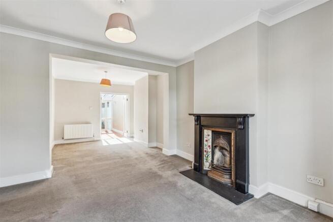 Glebe Street, W4 - FOR SALE