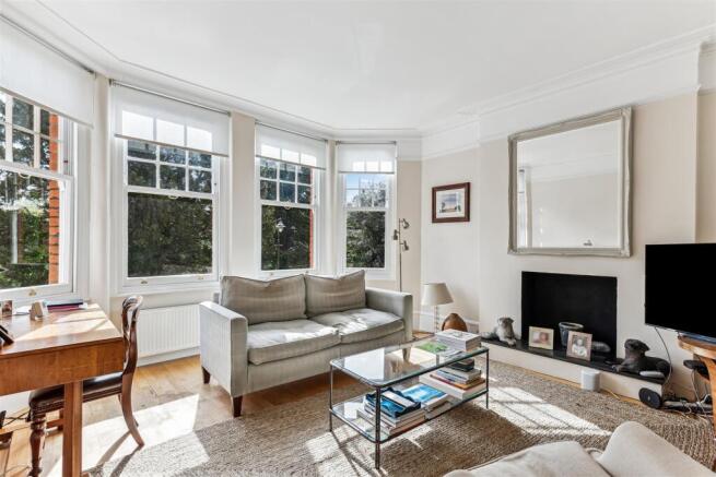 Sutton Court, W4 - FOR SALE