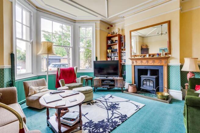 Hadley Gardens, W4 - FOR SALE