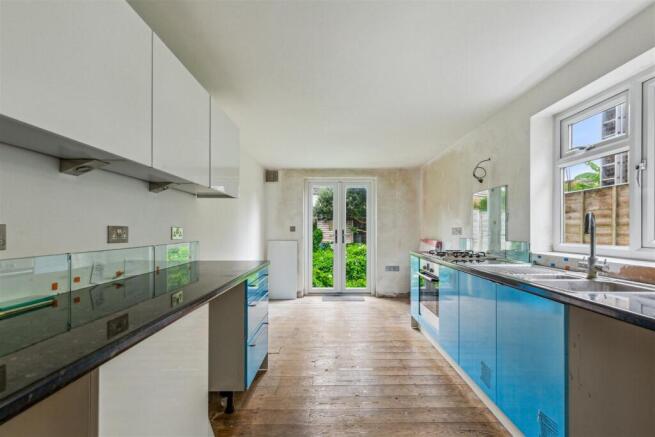 Fraser Street, W4 - FOR SALE