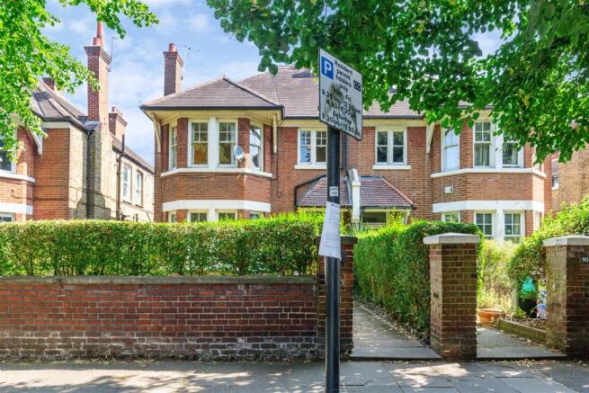 Dukes Avenue, W4 - FOR SALE